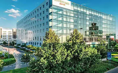 Hotel Courtyard by Marriott Prague Airport mit 100 % Empfehlungsrate Hotel Courtyard by Marriott Prague Airport in Ruzyne