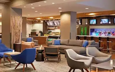 Courtyard by Marriott Downtown Toronto mit 99 % Empfehlungsrate Courtyard by Marriott Downtown Toronto in Toronto