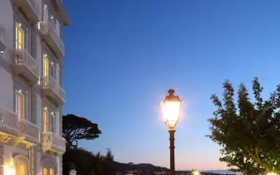 Hotel Mediterraneo Sorrento mit 100 % Empfehlungsrate Hotel Mediterraneo Sorrento in Sant'Agnello