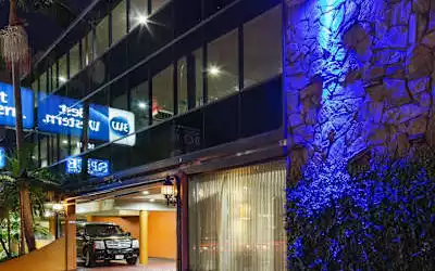 Best Western Hollywood Plaza Inn Hotel - Hollywood Walk of Fame LA mit 99 % Empfehlungsrate Best Western Hollywood Plaza Inn Hotel - Hollywood Walk of Fame LA in Los Angeles