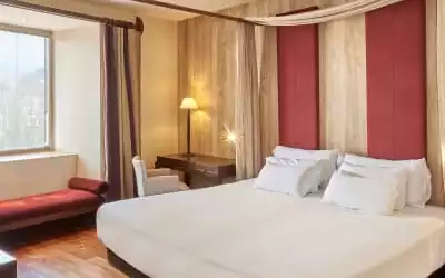 NH Collection Palacio de Burgos in Burgos