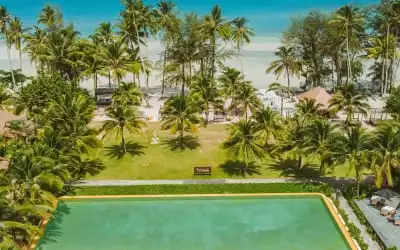 High Season Pool Villa & Spa mit 100 % Empfehlungsrate High Season Pool Villa & Spa in Koh Kut