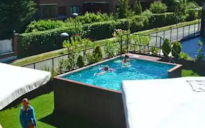 Sercotel Jardines de Uleta Suites mit 92 % Empfehlungsrate Sercotel Jardines de Uleta Suites in Vitoria-Gasteiz