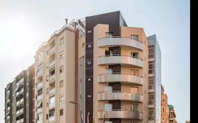 Hotel Madanis in L'Hospitalet de Llobregat