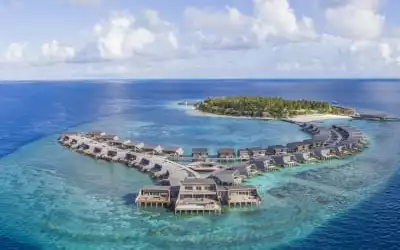 The St. Regis Maldives Vommuli Resort in Rinbudhoo