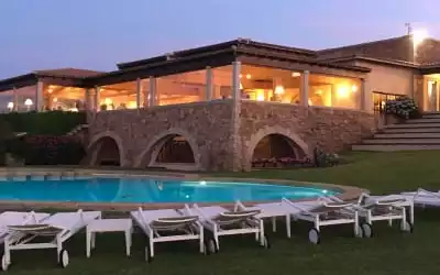 Due Lune Puntaldia Resort & Golf mit 98 % Empfehlungsrate Due Lune Puntaldia Resort & Golf in Capo Coda Cavallo