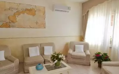 Hotel Gabbiano Sas mit 85 % Empfehlungsrate Hotel Gabbiano Sas in Trinità d'Agultu e Vignola