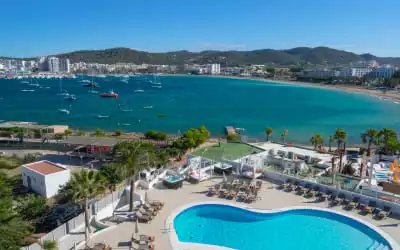 Hotel THB Ocean Beach - Adults only mit 99 % Empfehlungsrate Hotel THB Ocean Beach - Adults only in Sant Antoni de Portmany - San Antonio Abad