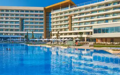 Hipotels Playa De Palma Palace in Platja de Palma - Playa de Palma