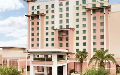 Hotel Embassy Suites Orlando Lake Buena Vista South in Celebration