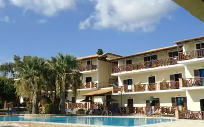 Koukis Beach mit 84 % Empfehlungsrate Koukis Beach in Vassilikos