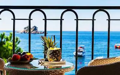 Hotel Riva in Petrovac