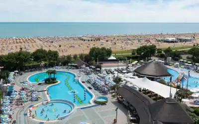 Aparthotel Holiday mit 94 % Empfehlungsrate Aparthotel Holiday in Bibione