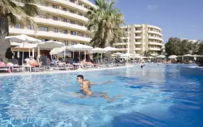 allsun App.-Hotel Orient Beach in Sa Coma