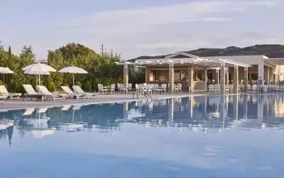 Sandy Villas Resort in Agios Georgios
