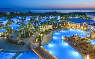 Stella Island Luxury Resort & Spa mit 99 % Empfehlungsrate Stella Island Luxury Resort & Spa in Aposelemis