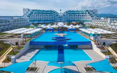 Limak Cyprus Deluxe Hotel mit 99 % Empfehlungsrate Limak Cyprus Deluxe Hotel in Bafra