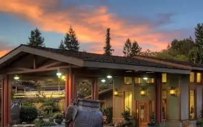 Dinah's Garden Hotel & Trader Vic's mit 100 % Empfehlungsrate Dinah's Garden Hotel & Trader Vic's in Palo Alto