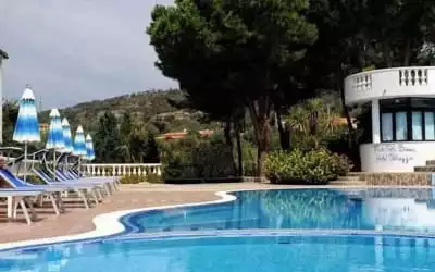 Villaggio Pineta Petto Bianco in Ricadi