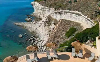 Hotel La Baja mit 96 % Empfehlungsrate Hotel La Baja in S'Archittu