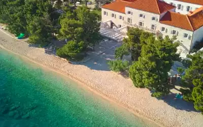 Heritage Hotel Kaštelet mit 98 % Empfehlungsrate Heritage Hotel Kaštelet in Tucepi