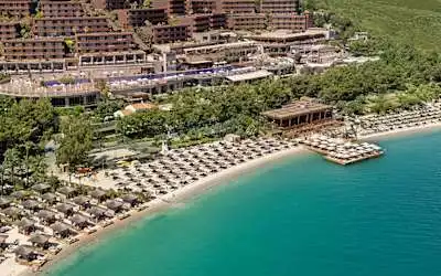 Titanic Luxury Collection Bodrum in Güvercinlik