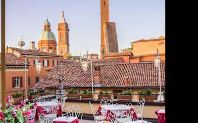 Hotel San Donato mit 100 % Empfehlungsrate Hotel San Donato in Bologna