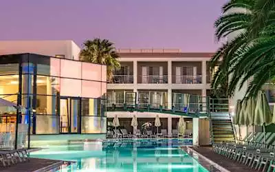 Minos Mare Royal in Platanes