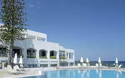 Maritimo Beach Hotel mit 95 % Empfehlungsrate Maritimo Beach Hotel in Sisi