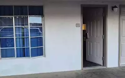 Best Western Frontier Motel mit 100 % Empfehlungsrate Best Western Frontier Motel in Lone Pine