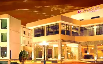 Hotel Ramada Katunayake Colombo International Airport mit 97 % Empfehlungsrate Hotel Ramada Katunayake Colombo International Airport in Uswetakeiyawa