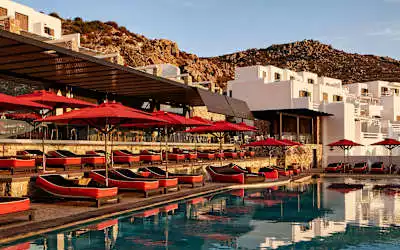 Myconian Avaton Resort mit 92 % Empfehlungsrate Myconian Avaton Resort in Elia Beach