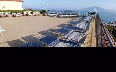 Hotel La Vue d'Or mit 87 % Empfehlungsrate Hotel La Vue d'Or in Sant' Agata sui due Golfi