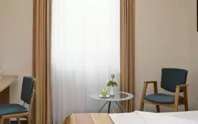 IntercityHotel Berlin Ostbahnhof mit 92 % Empfehlungsrate IntercityHotel Berlin Ostbahnhof in Berlin-Friedrichshain-Kreuzberg