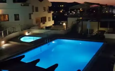 Hotel Sunrise Suites in Kalives