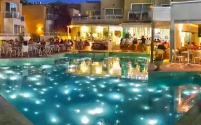 Nefeli Hotel Rethymno in Platanes