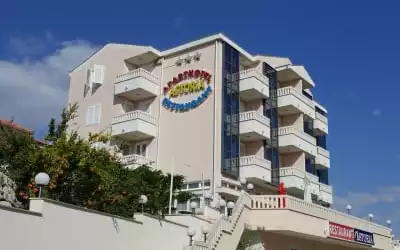 Astoria Aparthotel mit 100 % Empfehlungsrate Astoria Aparthotel in Seget Vranjica