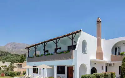 Anthos Apartments in Damnoni