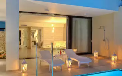 Caravia Beach Hotel in Marmari