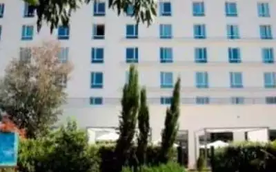 Hotel Courtyard by Marriott La Defense-West Colombes in Colombes