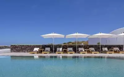 Elea Resort in Oia