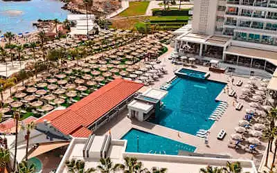 Hotel Cavo Maris Beach mit 93 % Empfehlungsrate Hotel Cavo Maris Beach in Protaras