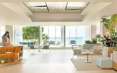 Mercure Hotel Delfino Taranto mit 84 % Empfehlungsrate Mercure Hotel Delfino Taranto in Taranto - Tarent