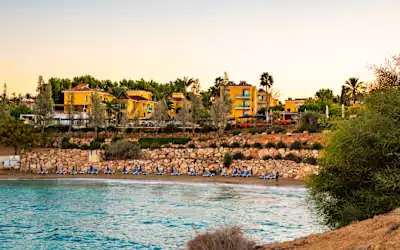 Malama Beach Holiday Village mit 97 % Empfehlungsrate Malama Beach Holiday Village in Paralimni