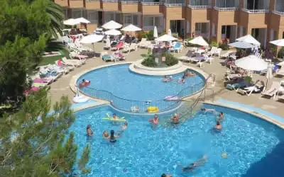 Hotel Xaloc Playa in Punta Prima