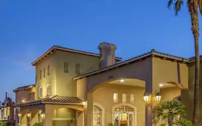 Best Western Plus A Wayfarer's Inn & Suites in Kingman