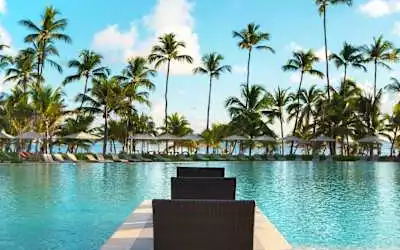 Adults Only Club at Lopesan Costa Bávaro Resort mit 85 % Empfehlungsrate Adults Only Club at Lopesan Costa Bávaro Resort in Bavaro