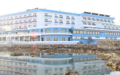 Arkin Palm Beach Hotel mit 96 % Empfehlungsrate Arkin Palm Beach Hotel in Famagusta