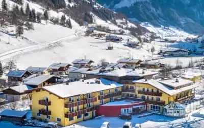 Hotel Restaurant Lampenhäusl mit 88 % Empfehlungsrate Hotel Restaurant Lampenhäusl in Fusch an der Grossglocknerstrasse