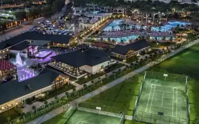 Trendy Lara in Kundu